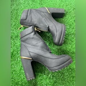DKNY Black Ankle‎ Boots with Gold Accents Size 7.5